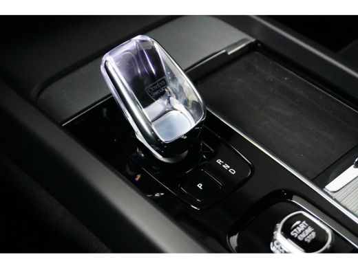 Volvo  XC60 2.0 T6 Plug-in hybrid AWD Plus Dark | Panoramadak | 21" Velgen | Memory Seats | Harman/Kardon | A... ActivLease financial lease