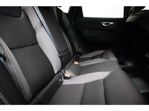 Volvo  XC60 2.0 T6 Plug-in hybrid AWD Plus Dark | Panoramadak | 21" Velgen | Memory Seats | Harman/Kardon | A... ActivLease financial lease