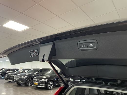 Volvo  XC90 T8 AWD Recharge Ultimate Dark | Full Option | Luchtvering | Bowers & Wilkins | Trekhaak | 360° Ca... ActivLease financial lease