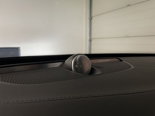 Volvo  XC90 T8 AWD Recharge Ultimate Dark | Full Option | Luchtvering | Bowers & Wilkins | Trekhaak | 360° Ca... ActivLease financial lease