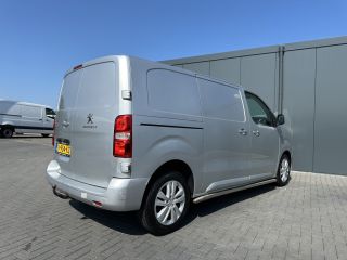 Peugeot Expert 2.0 HDI 123 PK / L2H1 / 1e EIG. / 82.553 KM / TREKHAAK / AIRCO / CRUISE / NAVI