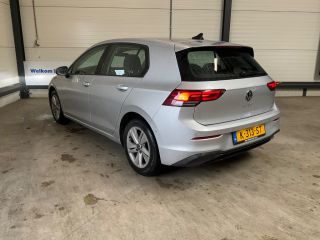 Volkswagen Golf 1.0 TSI 110 pk Life Business | Airco (automatisch) | Anti doorSlip Regeling | Apple Carplay/Andro...