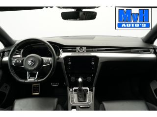 Volkswagen Passat Variant 1.4 TSI R-Line|VIRTUAL|TREKH|LED