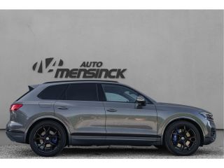 Volkswagen Touareg 3.0 TSI eHybrid 4MOTION / Luchtvering/ Standkachel/ Adaptive Cruise Control/ Trekhaak/ Panoramada...