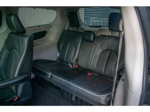 Chrysler Pacifica 3.6 V6 Limited Pano ACC Entertainment 360-Camera Keyless Leer H/K ActivLease financial lease