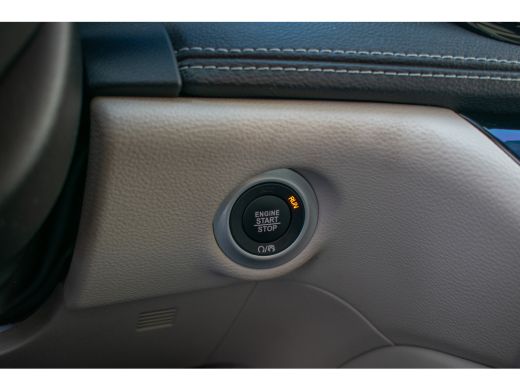 Chrysler Pacifica 3.6 V6 Limited Pano ACC Entertainment 360-Camera Keyless Leer H/K ActivLease financial lease