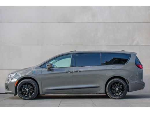 Chrysler Pacifica 3.6 V6 Limited Pano ACC Entertainment 360-Camera Keyless Leer H/K ActivLease financial lease