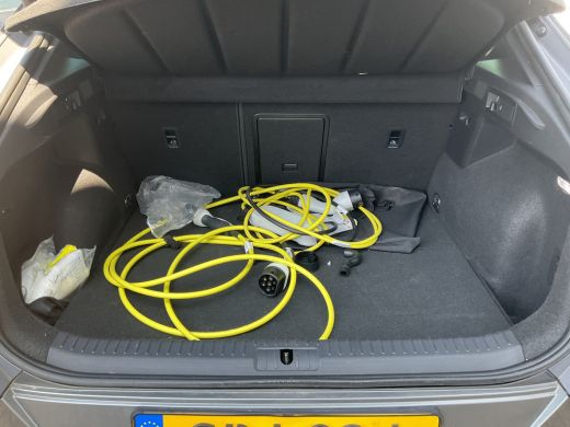 CUPRA Formentor 1.4 e-Hybrid VZ Performance Pano.dak Carplay 360Cam Trekhaak(1500kg) PHEV ActivLease financial lease