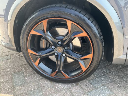 CUPRA Formentor 1.4 e-Hybrid VZ Performance Pano.dak Carplay 360Cam Trekhaak(1500kg) PHEV ActivLease financial lease