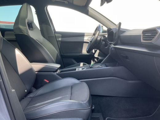 CUPRA Formentor 1.4 e-Hybrid VZ Performance Pano.dak Carplay 360Cam Trekhaak(1500kg) PHEV ActivLease financial lease