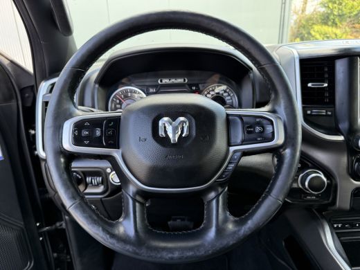 Dodge Ram 1500 1500 5.7 V8 4x4 BIG HORN / CREW CAB / LPG-G3 / NL AUTO / PANO / CAMERA / 3.5T TREKHAAK / GORILLA ... ActivLease financial lease
