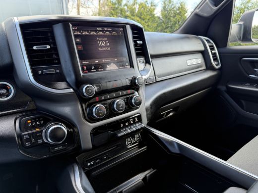 Dodge Ram 1500 1500 5.7 V8 4x4 BIG HORN / CREW CAB / LPG-G3 / NL AUTO / PANO / CAMERA / 3.5T TREKHAAK / GORILLA ... ActivLease financial lease