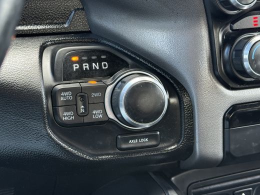 Dodge Ram 1500 1500 5.7 V8 4x4 BIG HORN / CREW CAB / LPG-G3 / NL AUTO / PANO / CAMERA / 3.5T TREKHAAK / GORILLA ... ActivLease financial lease
