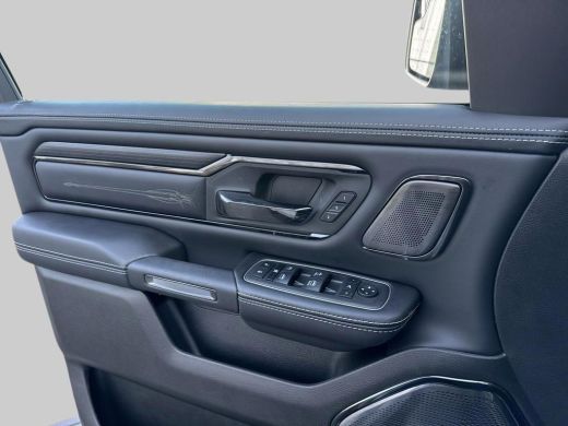 Dodge Ram 1500 1500 5.7 V8 4x4 Crew Cab Limited| BPM VRIJ! | Virtual cockpit | Head-up | Incl leren bedcover| Pa... ActivLease financial lease