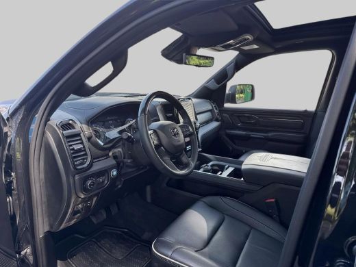 Dodge Ram 1500 1500 5.7 V8 4x4 Crew Cab Limited | Virtual spiegel | 22inch XD velgen / Mickey thompson set | 320... ActivLease financial lease