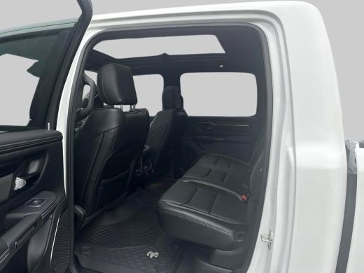 Dodge Ram 1500 1500 5.7 V8 4x4 Crew Cab SPORT GT BPM VRIJ! | Incl LPG | Trekhaak 13-polig | Bedcover | Adaptive ... ActivLease financial lease
