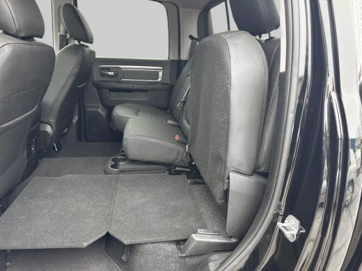 Dodge Ram 1500 1500 5.7 V8 Crew Cab 5'7 | LPG |Leren bekleding| Trekhaak | Tonneau cover | Kantel schuifdak | Ge... ActivLease financial lease