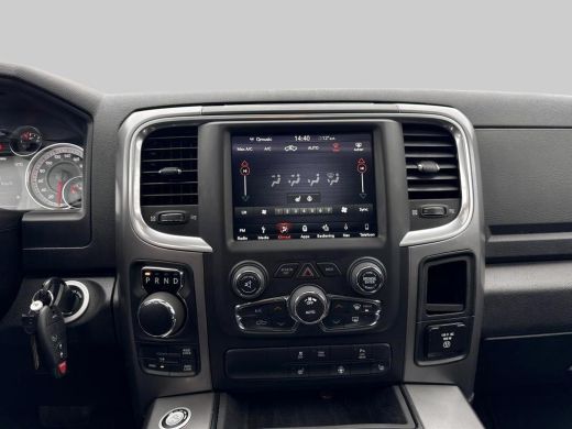 Dodge Ram 1500 1500 5.7 V8 Crew Cab 5'7 | LPG |Leren bekleding| Trekhaak | Tonneau cover | Kantel schuifdak | Ge... ActivLease financial lease