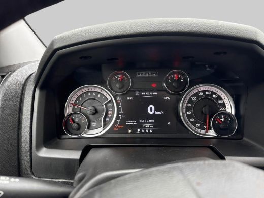 Dodge Ram 1500 1500 5.7 V8 Crew Cab 5'7 | LPG |Leren bekleding| Trekhaak | Tonneau cover | Kantel schuifdak | Ge... ActivLease financial lease