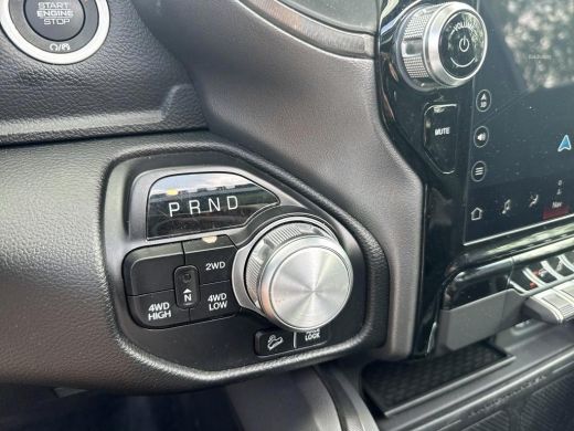Dodge Ram 1500 1500 5.7 V8 Crew Cab 5'7 REBEL | Panoramadak/kantelschuif | Luchtvering | Multifunctione tailgate... ActivLease financial lease