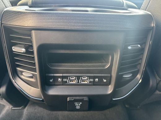 Dodge Ram 1500 1500 5.7 V8 e-torc 4x4 Crew Cab Limited | Bakflip | Virtual spiegel | Virtual dashboard| Powerval... ActivLease financial lease