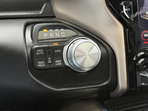 Dodge Ram 1500 1500 5.7 V8 LARAMIE / 1e EIG. / LPG / TREKHAAK 3.5T / ADAPTIVE CRUISE / CAMERA / PANO ActivLease financial lease
