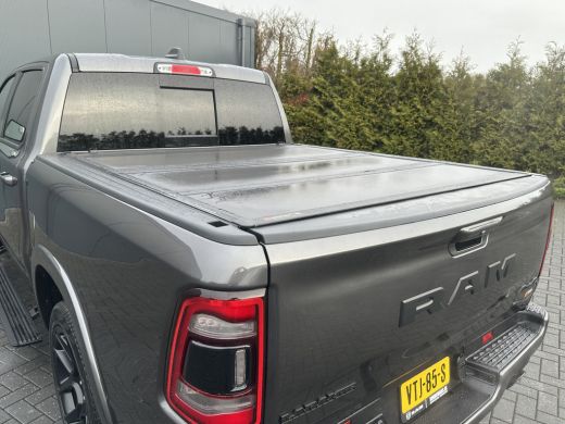 Dodge Ram 1500 1500 V8 LARAMIE NIGHT / NL AUTO / PANO / 3.5T TREKHAAK / LPG-G3 / CAMERA / CREW CAB / GORILLA EXH... ActivLease financial lease