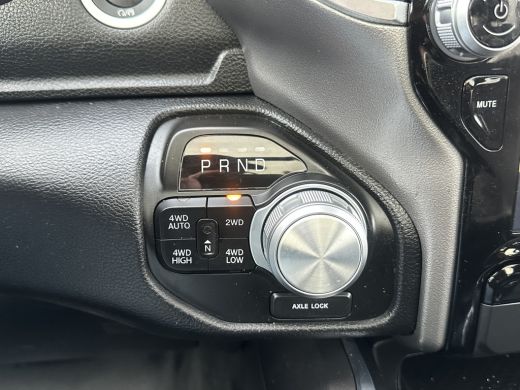 Dodge Ram 1500 1500 V8 LARAMIE NIGHT / NL AUTO / PANO / 3.5T TREKHAAK / LPG-G3 / CAMERA / CREW CAB / GORILLA EXH... ActivLease financial lease