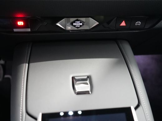 DS DS 4 1.2 Hybrid 136 Pallas Automaat | Achteruitrijcamera | Cruise control adaptief met Stop&Go en stuu... ActivLease financial lease