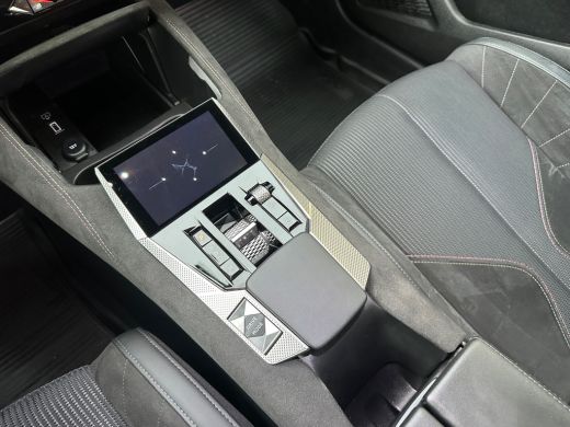 DS DS 4 1.2 PureTech Performance Line HUD | Trekhaak | ActivLease financial lease