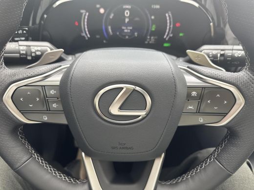 Lexus NX 450h+ AWD F Sport Line | 06-10141018 Voor meer informatie ActivLease financial lease