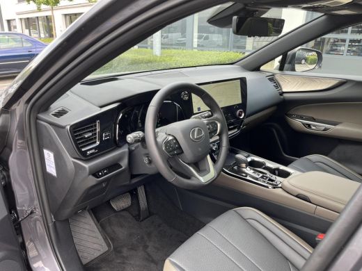Lexus NX 450h+ AWD Overtrail Line ActivLease financial lease