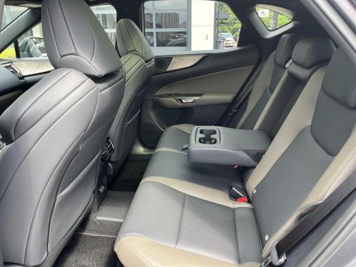Lexus NX 450h+ AWD Overtrail Line ActivLease financial lease