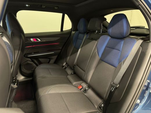 Lynk & Co 01 1.5 | Achterbank in delen neerklapbaar | Alarmsysteem | Apple Carplay/Android Auto|telefoonintegr... ActivLease financial lease