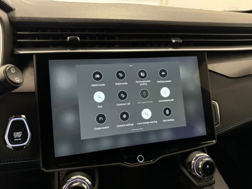 Lynk & Co 01 1.5 | Achterbank in delen neerklapbaar | Apple Carplay/Android Auto|telefoonintegratie premium | ... ActivLease financial lease