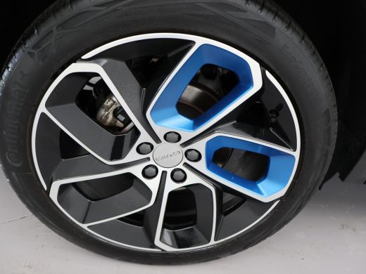 Lynk & Co 01 1.5 HYBRID 261 PK AUT. + PANORAMA | 360 CAMERA | SFEERVERLICHTING | ADAPTIVE CRUISE | FULL LED ActivLease financial lease