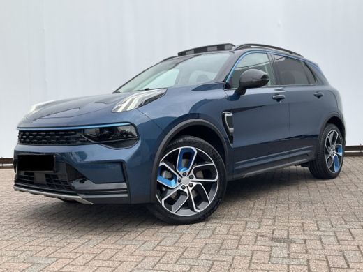 Lynk & Co 01 1.5 PHEV 262pk 360°Cam Carplay Pano.dak Stoelverw. Incl BTW Plug-in ActivLease financial lease