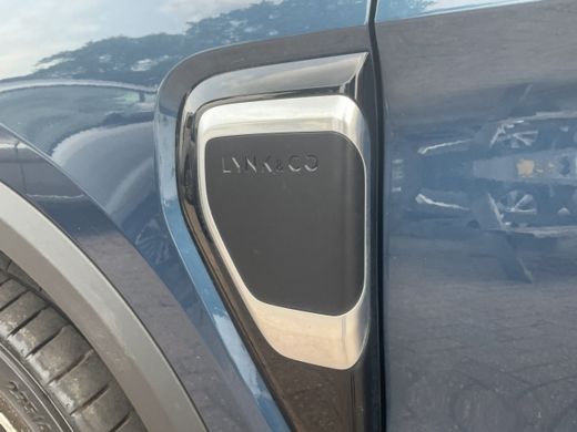 Lynk & Co 01 1.5 PHEV 262pk 360°Cam Carplay Pano.dak Stoelverw. Incl BTW Plug-in ActivLease financial lease