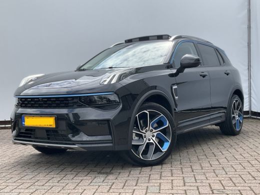Lynk & Co 01 1.5 Plug-in 262PK Carplay Panoramadak 360° camera Stoelverw. PHEV ActivLease financial lease