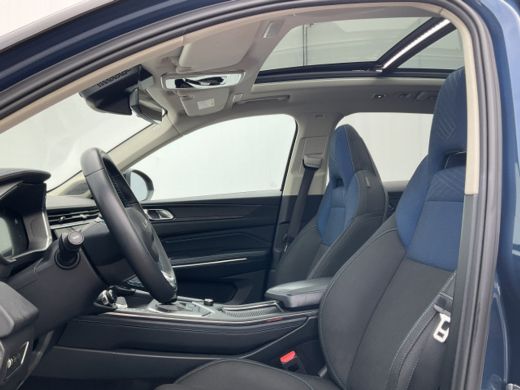 Lynk & Co 01 1.5 Plug-in 262PK Carplay Panoramadak 360° camera Stoelverw. PHEV ActivLease financial lease