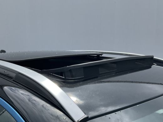 Lynk & Co 01 1.5 Plug-in 262PK Carplay Panoramadak 360° camera Stoelverw. PHEV ActivLease financial lease