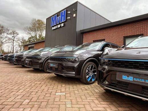 Lynk & Co 01 1.5 Plug-in Hybride|ZWARTE.HEMEL|360ºCAM|PANO|NAP ActivLease financial lease