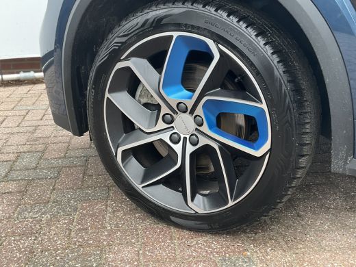 Lynk & Co 01 1.5PHEV 262PK Adapt.Cruise 360° Cam Carplay Plug-in Stoelverw Vol opties! ActivLease financial lease
