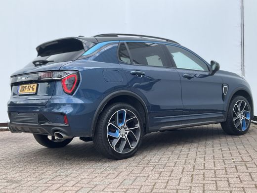 Lynk & Co 01 1.5PHEV 262PK Adapt.Cruise 360° Cam Carplay Plug-in Stoelverw Vol opties! ActivLease financial lease