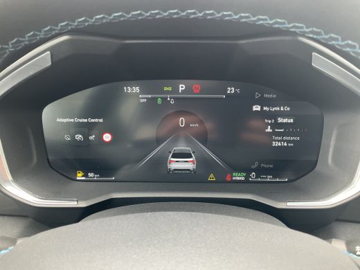 Lynk & Co 01 1.5PHEV 262PK Adapt.Cruise 360° Cam Carplay Plug-in Stoelverw Vol opties! ActivLease financial lease