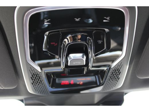 Lynk & Co 01 | Stoel + Stuurwielverwarming | Zwarte hemelbekleding | Adaptieve cruise control | BLIS | Panoram... ActivLease financial lease