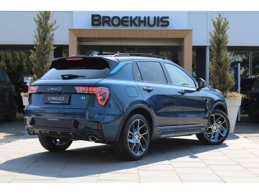 Lynk & Co 01 | Stoel + Stuurwielverwarming | Zwarte hemelbekleding | Adaptieve cruise control | BLIS | Panoram... ActivLease financial lease