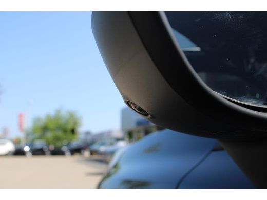 Lynk & Co 01 | Stoel + Stuurwielverwarming | Zwarte hemelbekleding | Adaptieve cruise control | BLIS | Panoram... ActivLease financial lease