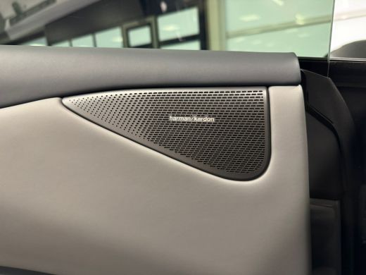 Lynk & Co 02 More 66 kWh | 22 kW lader | Audio installatie high end | Dodehoekdetectie met correctie ActivLease financial lease