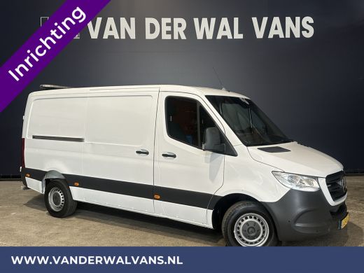 Mercedes-Benz Sprinter 319 CDI 191pk 3.0L V6 L2H1 3500kg Trekhaak Inrichting Euro6 Airco | Omvormer | Camera | Apple Car... Mercedes-Benz Sprinter 319 CDI 191pk 3.0L V6 L2H1 3500kg Trekhaak Inrichting Euro6 Airco | Omvormer | Camera | Apple Car...